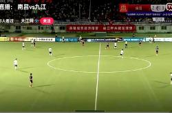 LOL赛事-精彩进攻大比分领先，场面一度失控