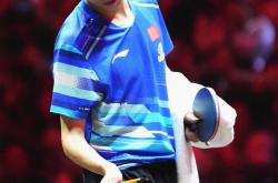 英雄联盟总决赛-瑞典队横扫日本队，林高远点燃赛场