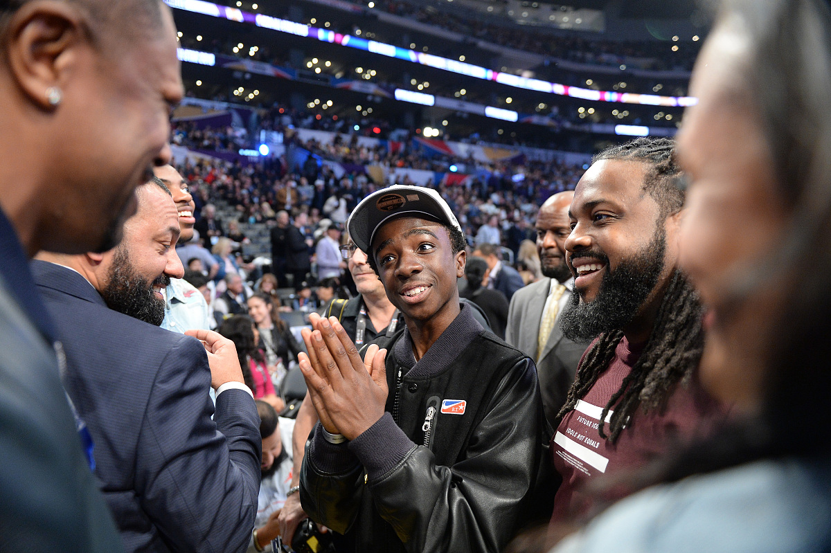 NBA队间友谊赛在赛场上精彩上演 NBA队间友谊赛在赛场上精彩上演