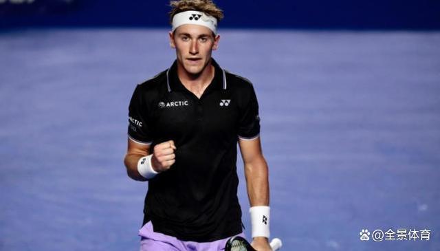 澳网鏖战年终总决赛，鲁德惊艳四座