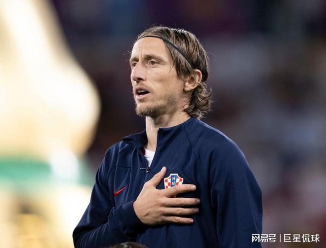 摩洛哥碾压丹麦，卡拉斯科带队取胜