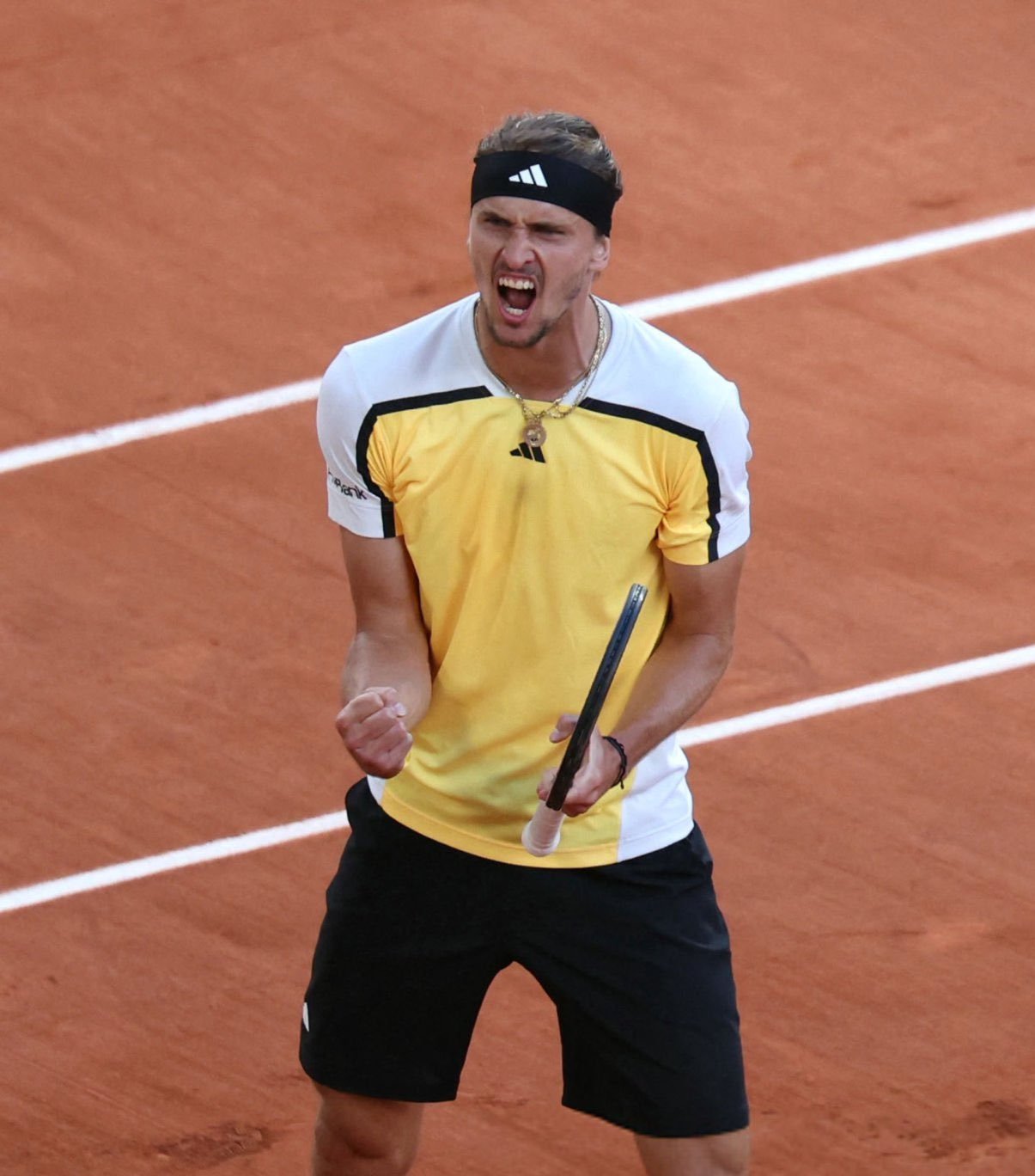 法网逆转戴维斯杯,兹维列夫扛起全队 法网逆转戴维斯杯,兹维列夫扛起全队