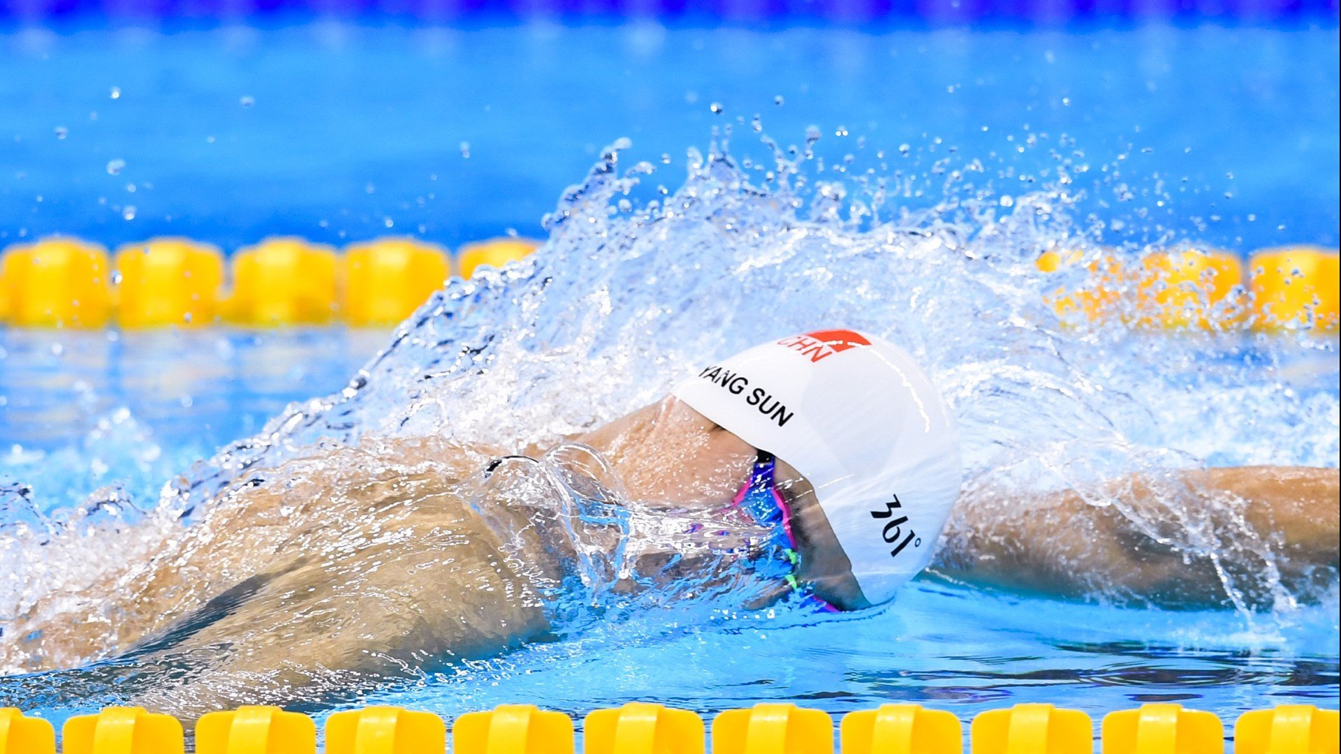 双线突击，哈弗茨稳定火力拉开联赛身位，冰岛闪电战击溃土耳其