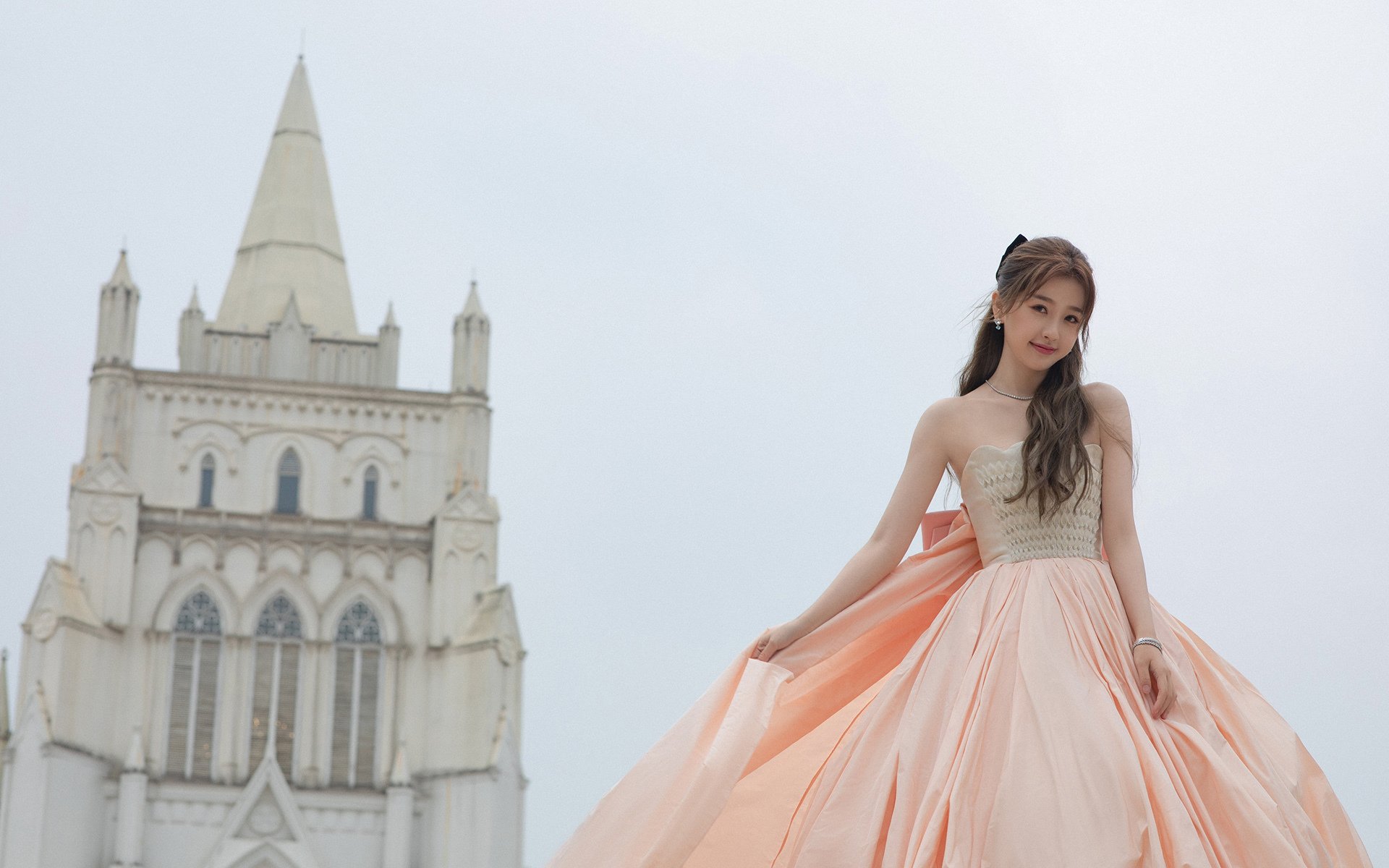 隐形引擎霍勒迪，凯尔特人擒马刺之战中的无争议全场最佳