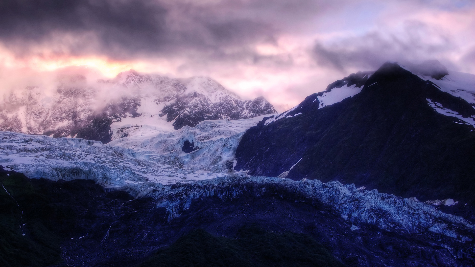 沙漠与火山之巅,哈兰德改写世界杯争冠战唯一剧本